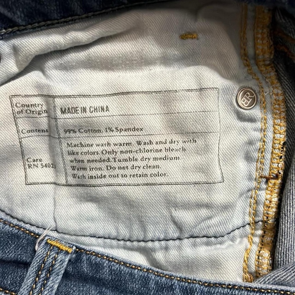 Banana Republic Women's Blue Jean Shorts - Picture 4 of 4